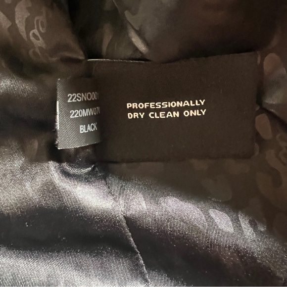 Guess Wool Blend Vintage Style Pea Coat with Puff Sleeves in Black, Size Medium - Picture 9 of 9